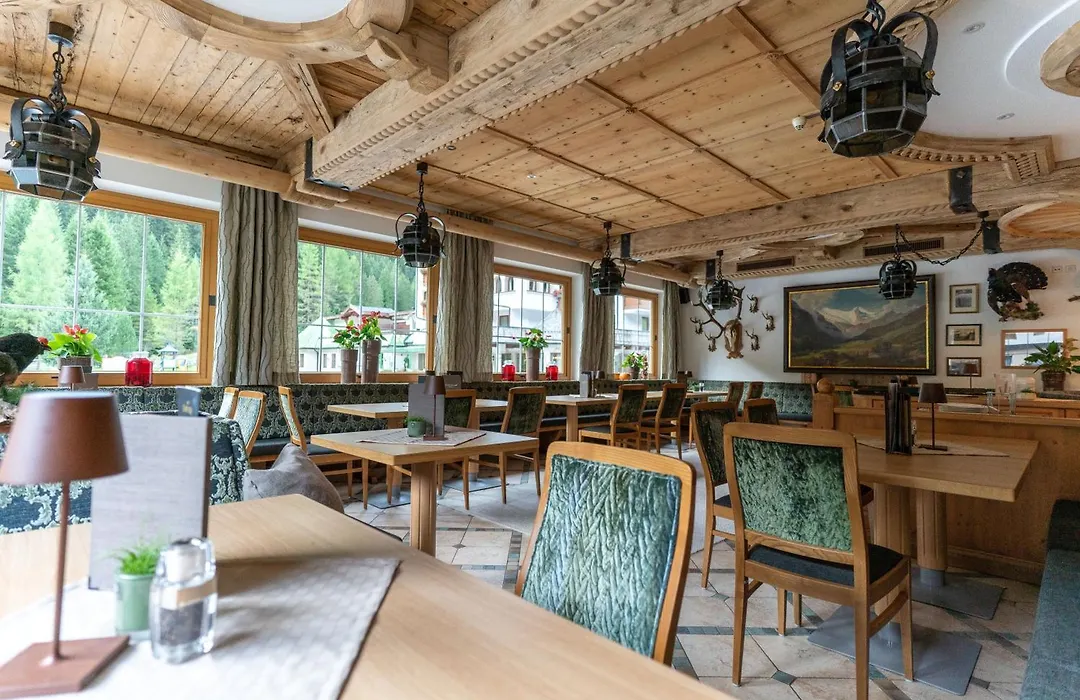 Hotel Neuhintertux 4 Sterne superior-1